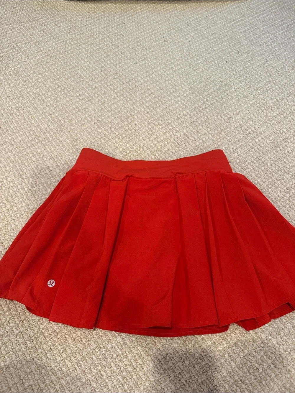 Lululemon red tennis skirt